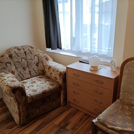 Start Apartmanok Pecs Exterior photo