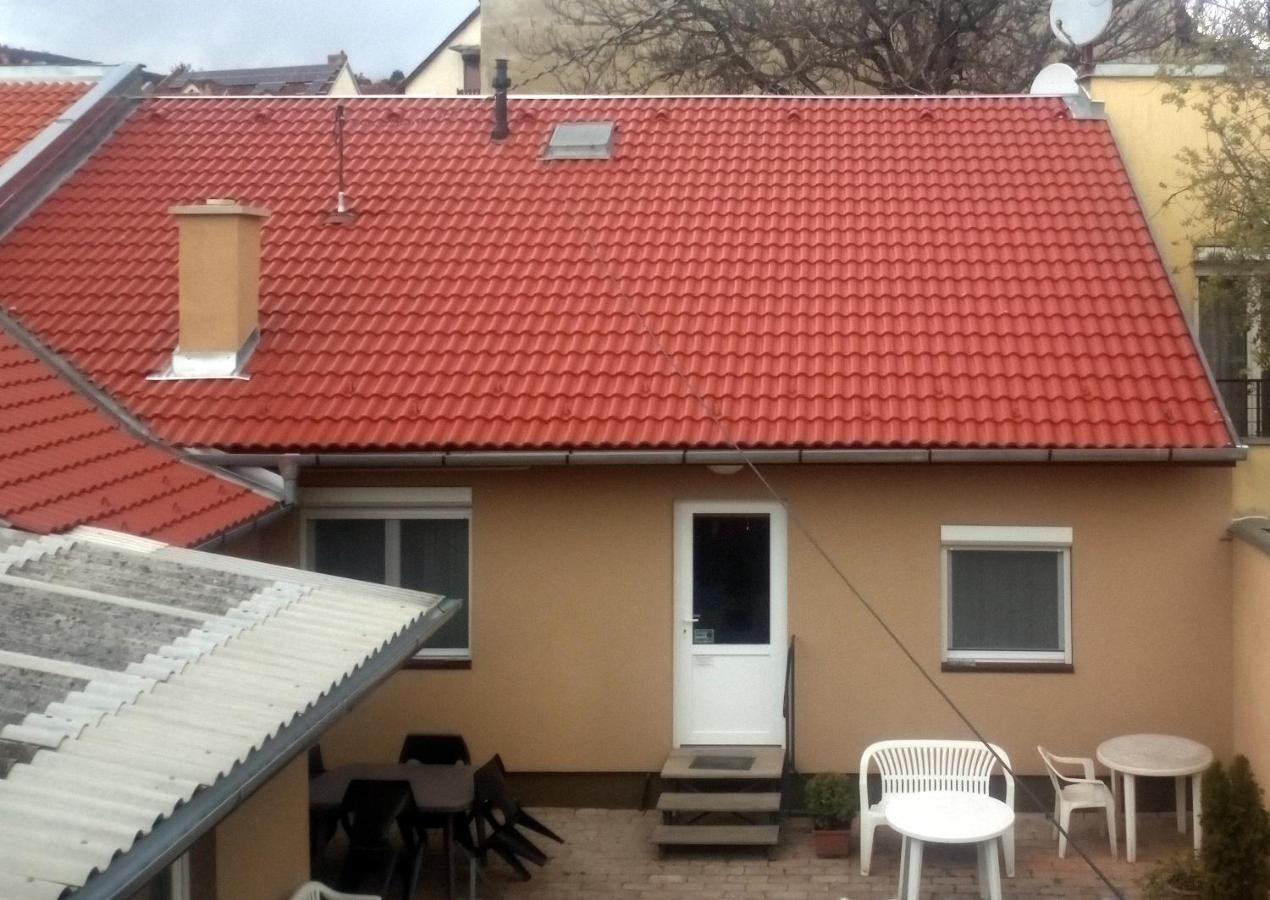 Start Apartmanok Pecs Exterior photo