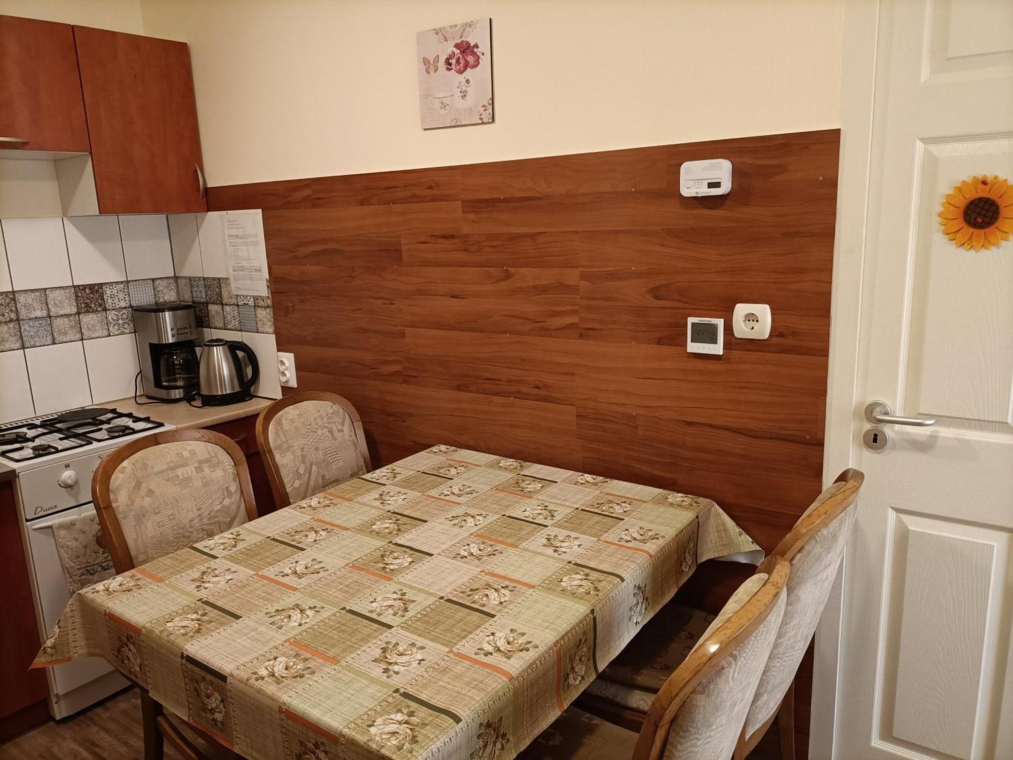 Start Apartmanok Pecs Exterior photo