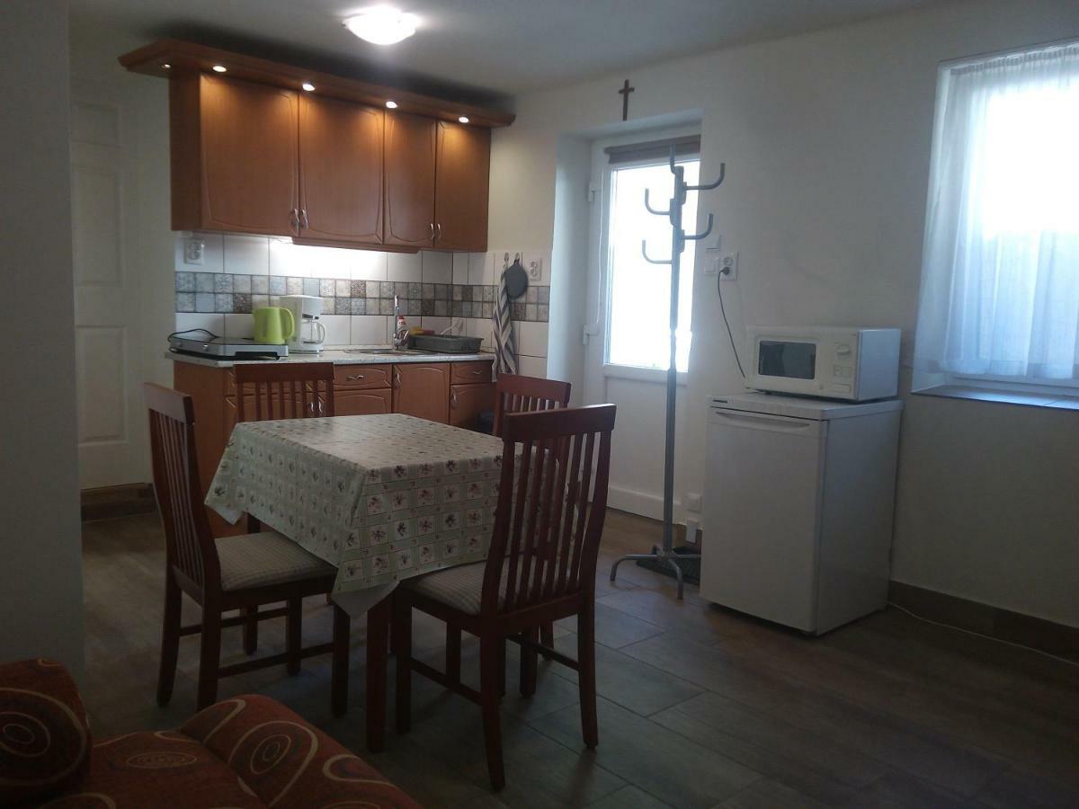 Start Apartmanok Pecs Exterior photo